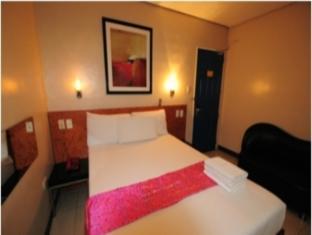 Mariposa Budget Hotel - Taytay Taytay  Exteriör bild