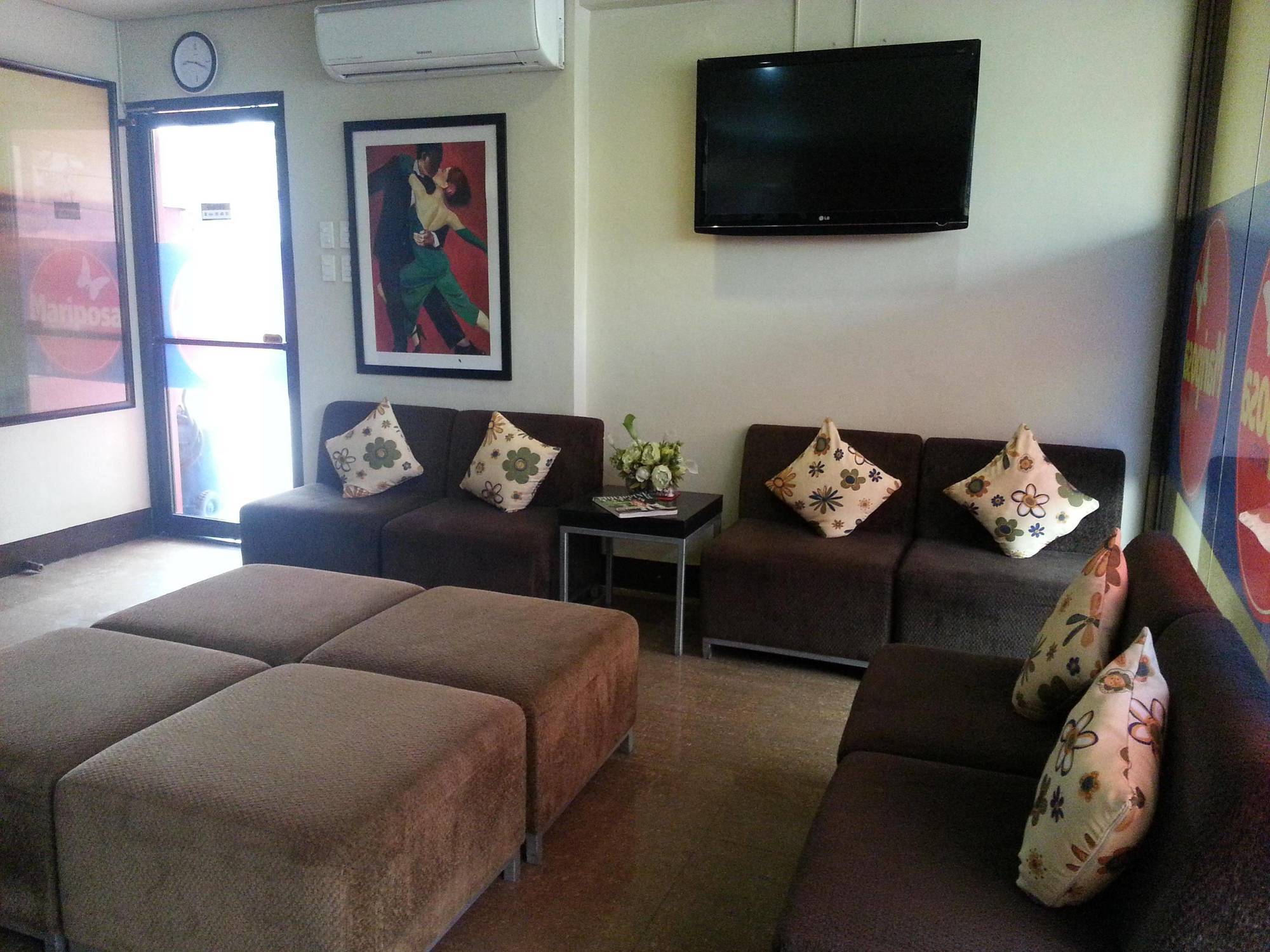 Mariposa Budget Hotel - Taytay Taytay  Exteriör bild